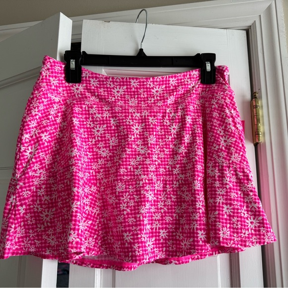 NWT Lilly Pulitzer Luxletic Corrine skort UPF 50+ Aura Pink Size Medium - Picture 3 of 7